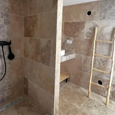 Casetta Tozza Di 孔卡